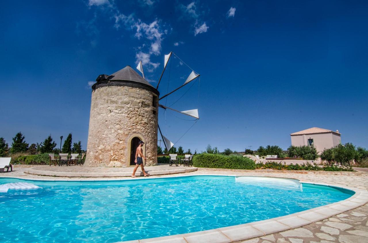 The Windmill Resort Mitáta Exterior foto